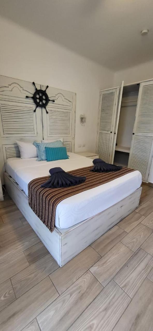 Hotel Casa Coco Rio 신데 델 카르멘 외부 사진